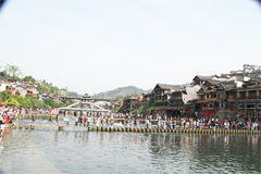 Activités touristiques du personnel organisées par Siton de Province de Jiangxi à l'occasion de la fête internationale de travail